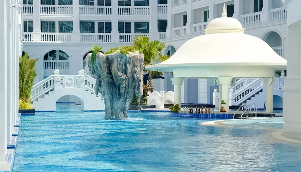 هتل موونپیک میت پتونگ پوکت